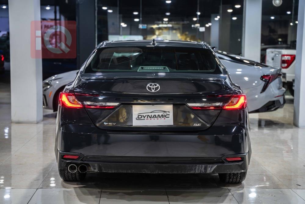 تۆیۆتا کامری